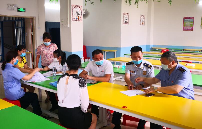 港口区扎实有序开展中小学生校外托管机构复工评估验收工作