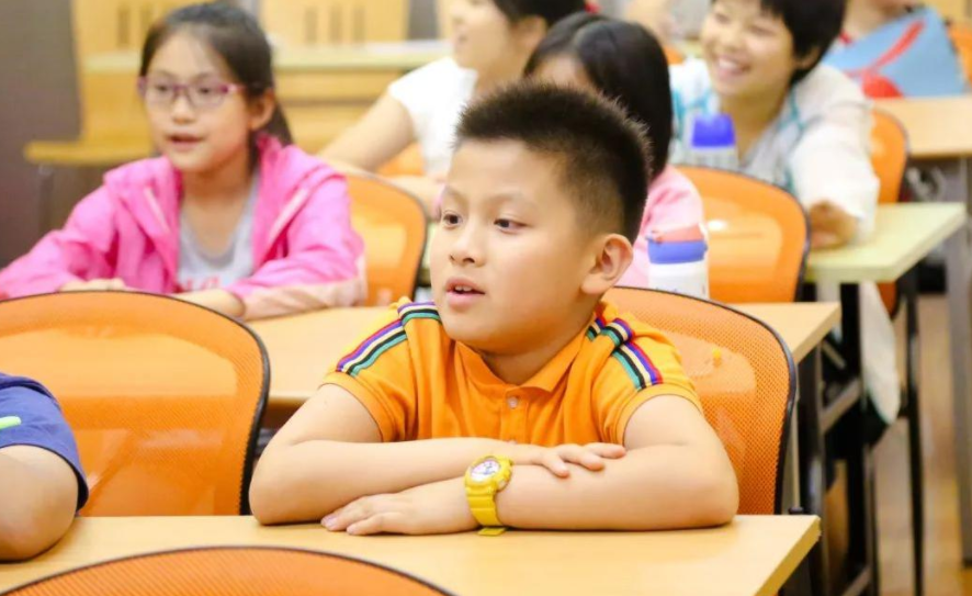 校外补课班退场，暑期托管班登场 家长为何仍不满？